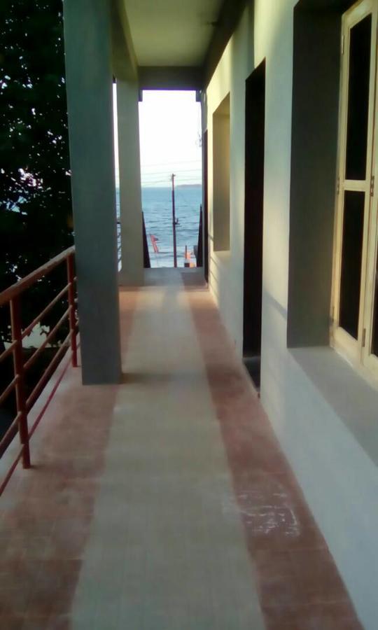 Sea View Holiday Home Mālvan Esterno foto